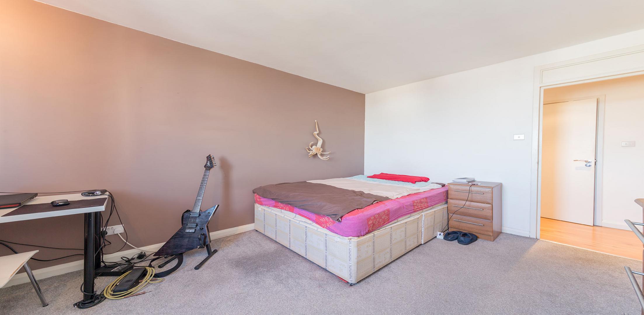 Three Bed / Three Bath High Street, Pinner